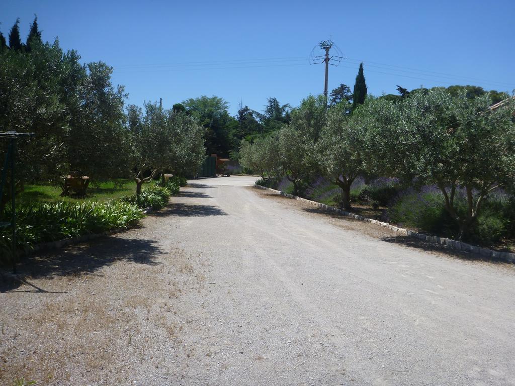 Le Mas De Gleyzes B&B De Charme Lédenon Kültér fotó